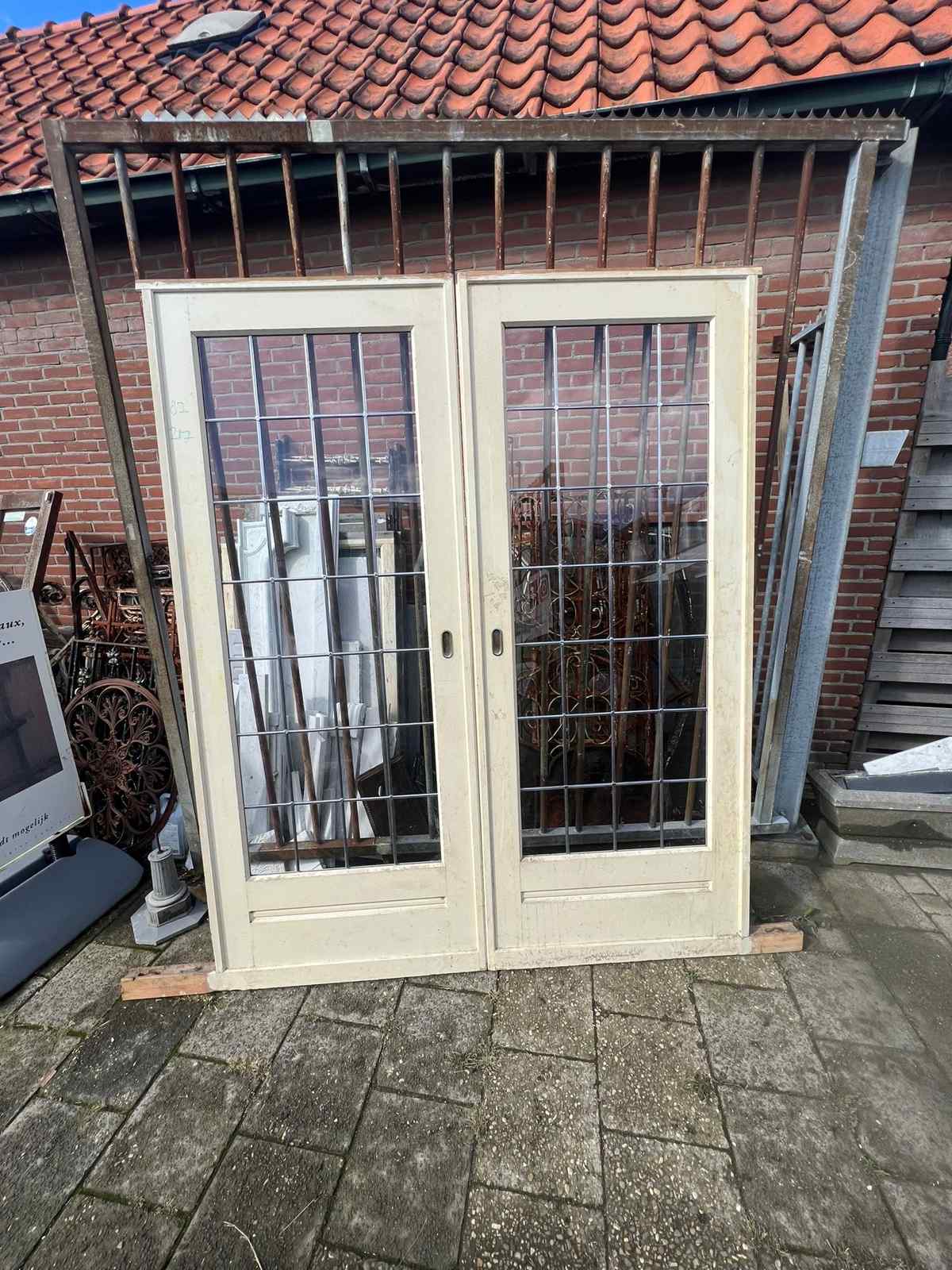 Set kamer en suite deuren met glas in lood