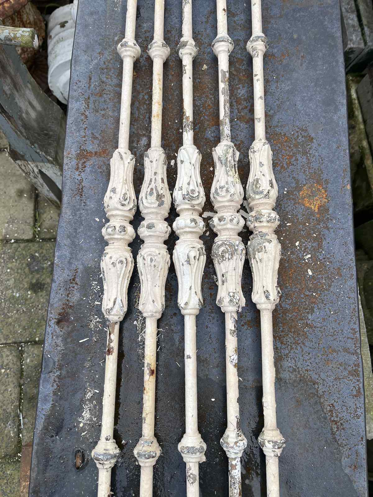 Gietijzeren trapspijlen