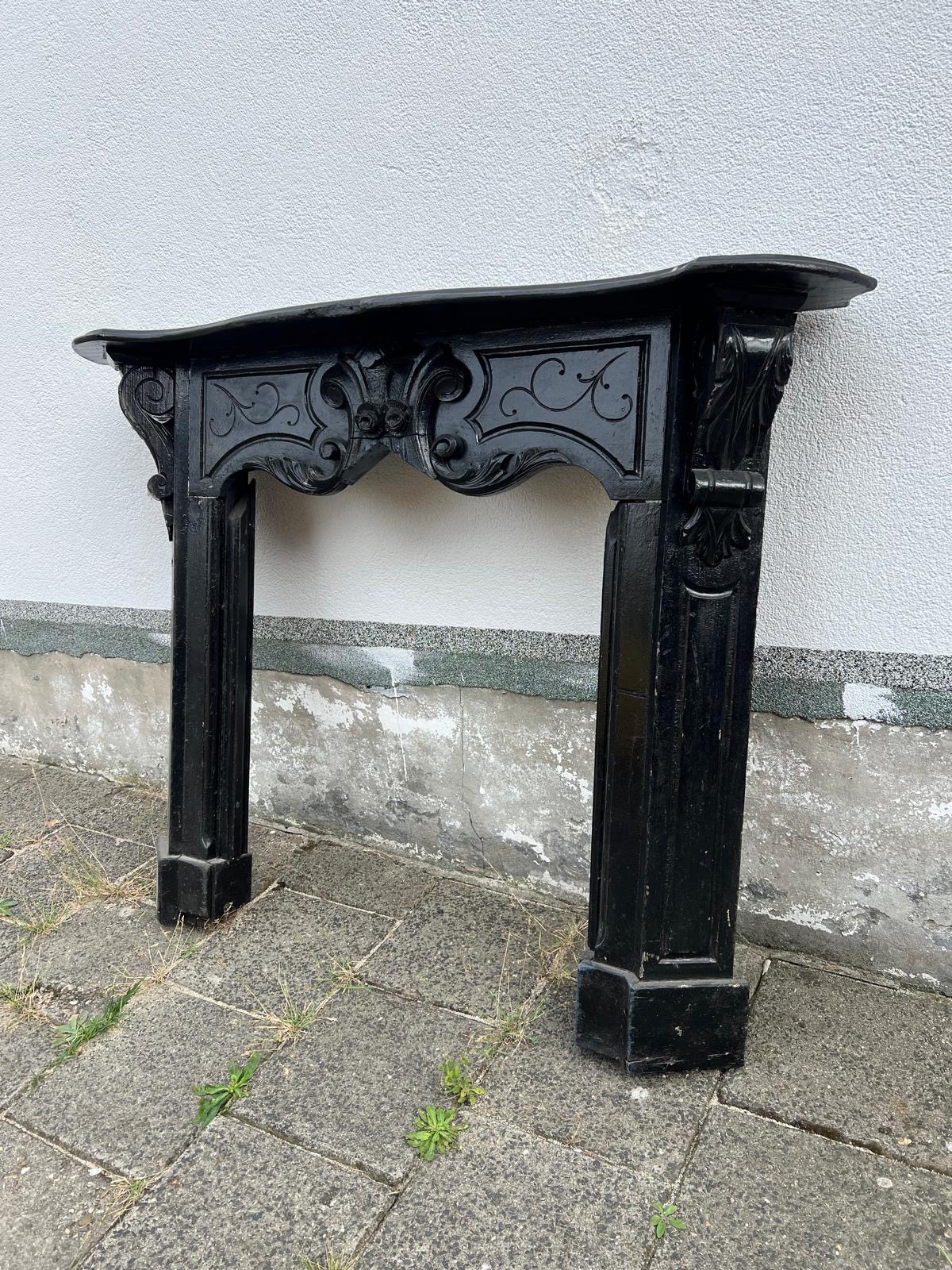 Houten voorzetschouw — Oude houten schouw